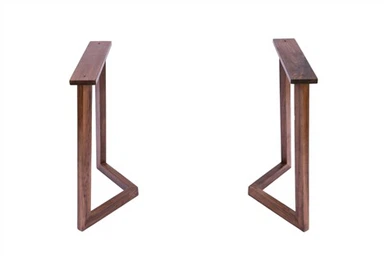 단단한 나무 테이블 기초